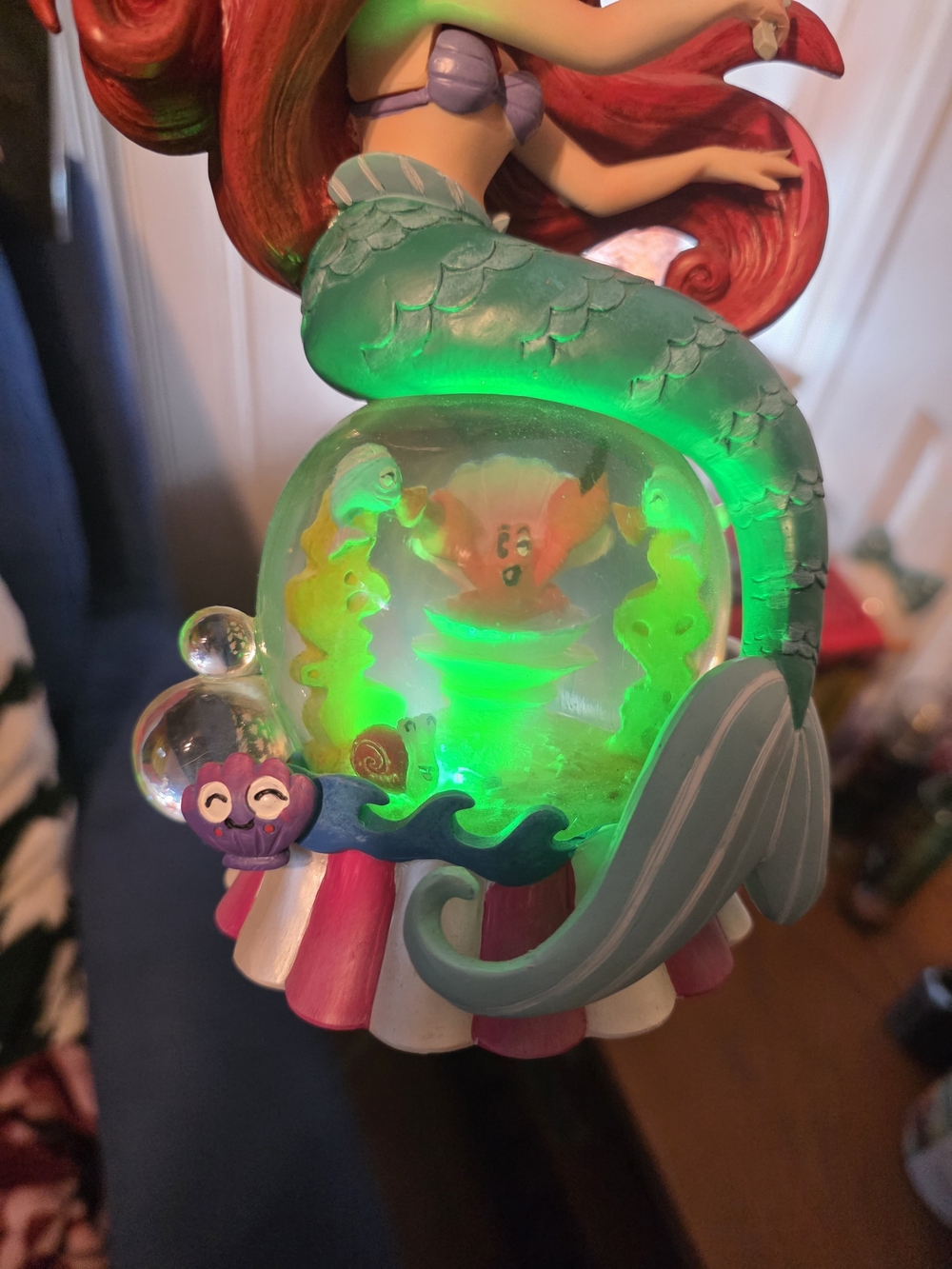 Disney Showcase Collection MISS Mindy Ariel Figurine - LIGHT UP! - Picture 6 of 6